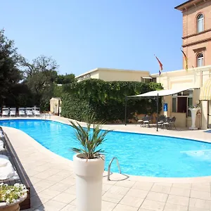 4* Отель Adriatica Ambienthotels
